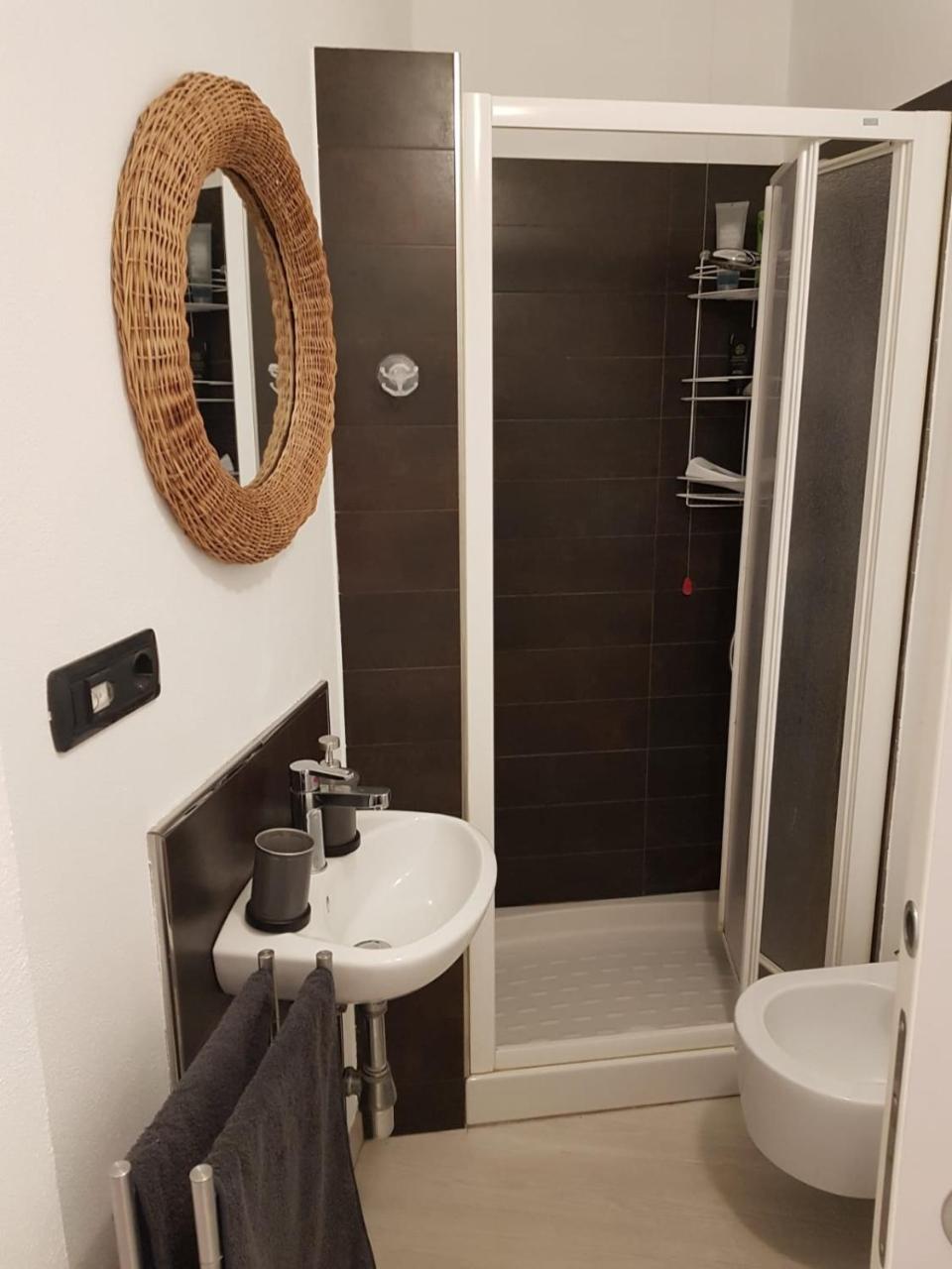 Bellissima Camera Carolina23 Bed & Breakfast Levanto Luaran gambar